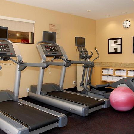 Towneplace Suites By Marriott Bethlehem Easton/Lehigh Valley Hollo Екстериор снимка
