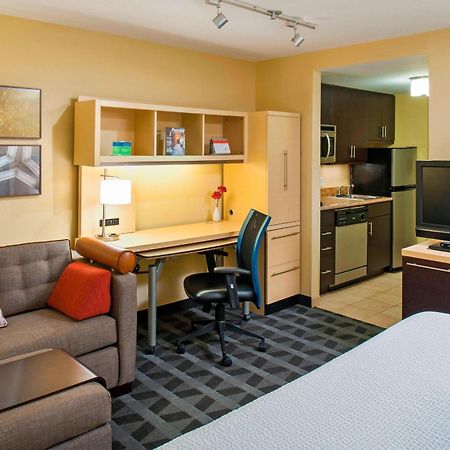 Towneplace Suites By Marriott Bethlehem Easton/Lehigh Valley Hollo Екстериор снимка