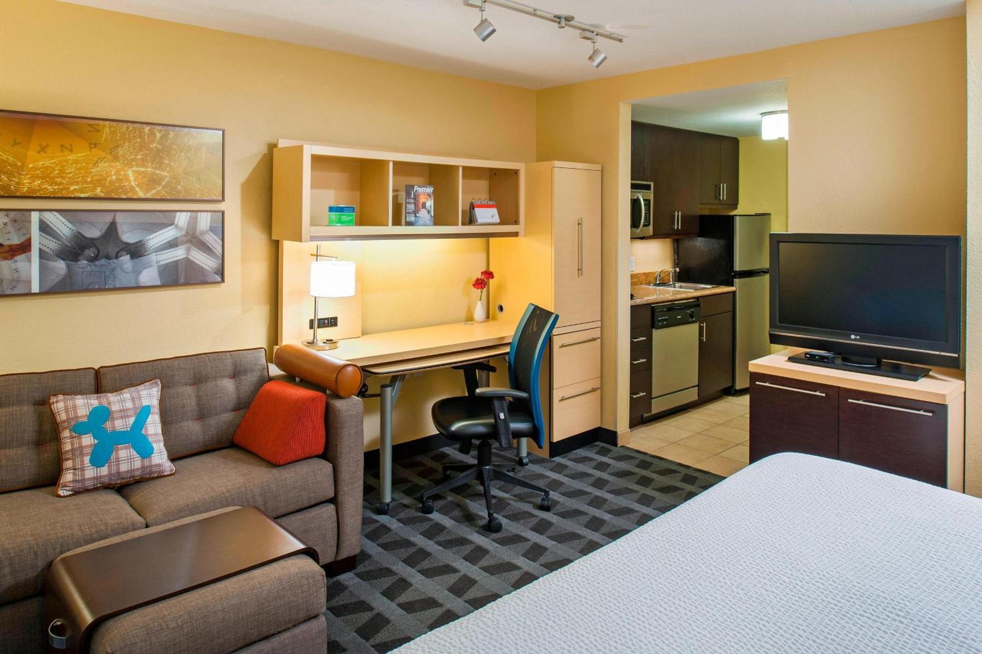 Towneplace Suites By Marriott Bethlehem Easton/Lehigh Valley Hollo Екстериор снимка