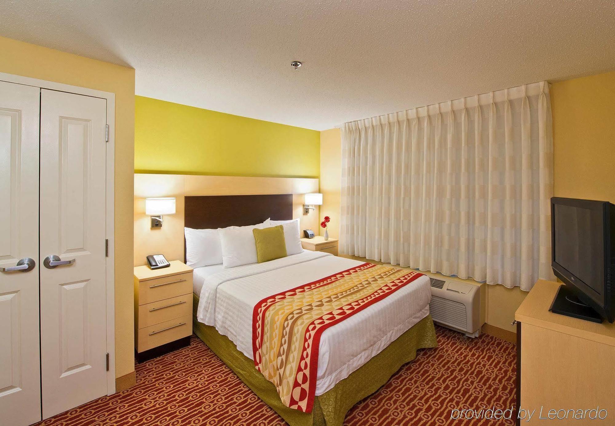 Towneplace Suites By Marriott Bethlehem Easton/Lehigh Valley Hollo Стая снимка