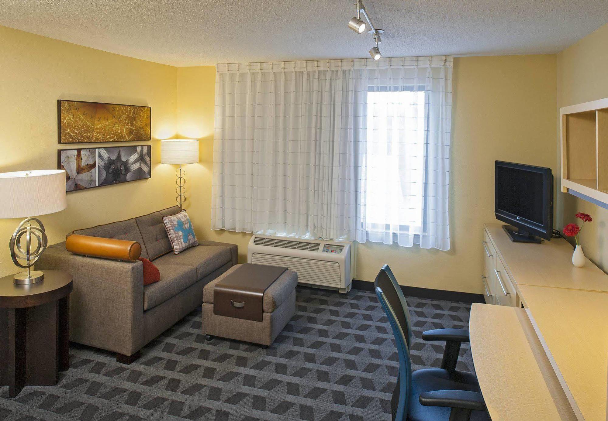 Towneplace Suites By Marriott Bethlehem Easton/Lehigh Valley Hollo Екстериор снимка